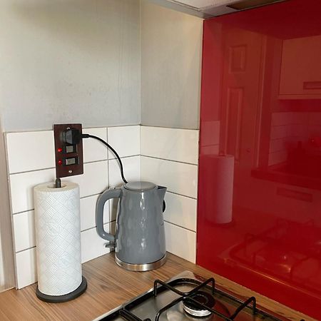Top Floor 1 Bedroom Apartment With Views Over London Kültér fotó