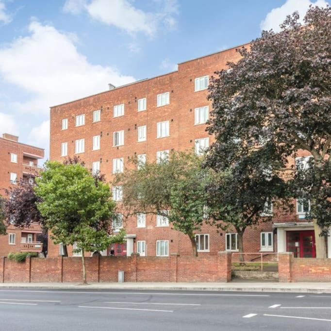 Top Floor 1 Bedroom Apartment With Views Over London Kültér fotó